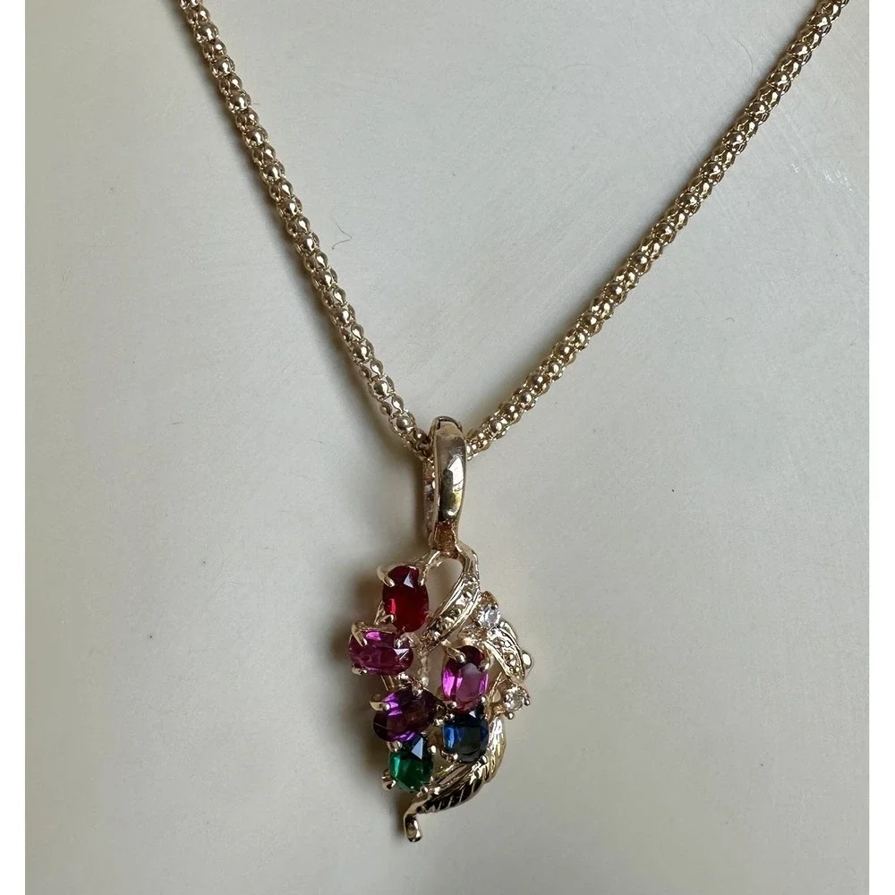 VTG Roman Leaf Marquis Pendant BJ Necklace 24 Inch Multicolor Crystal‎ Gems Gold